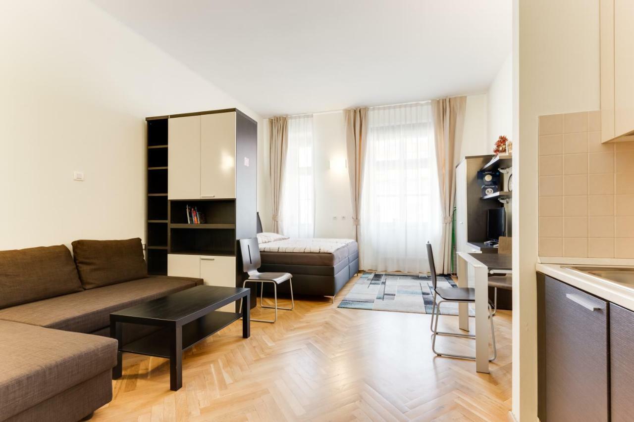 Hálkova Studio Praha Exteriér fotografie
